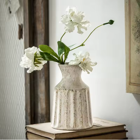Vintage Ceramic Vase (17 × 11 cm)